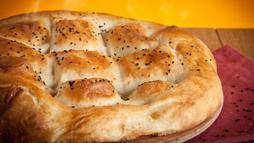 Bayatlayan Ramazan pidesi çöpe gitmesin! Fırından taze çıkmış gibi: Kapalı ısıtma yöntemi