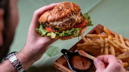 Fast food zincirine meydan okuyan o hamburger köftesi! 'Sırrı sosunda değil'