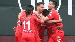 Pendikspor, Adana Demirspor'u 2-1 mağlup etti! Son 5 haftada 3. galibiyet
