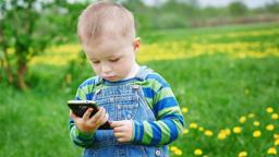 Çocukların telefonu nasıl daha güvenli hale getirilir? İnternet filtrelerini aktifleştirin