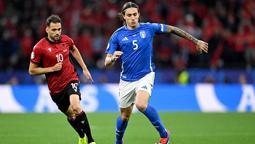 İtalya - Arnavutluk maçından kareler