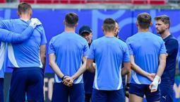 Çekya'da Köstl'den Türkiye yorumu: Hızlı futbol oynuyorlar