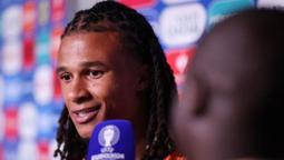 Nathan Ake: Çok güçlü bir kadromuz var!
