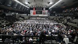 Beşiktaş Başkan Adayı Serdal Adalı, oyunu kullandı