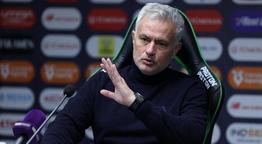 Fenerbahçe'de Jose Mourinho'dan transfer cevabı! Ömer Korkmaz sözleri: Kendi hakkında şikayet etmesi gerekiyor