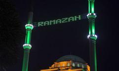 RAMAZAN TAKVİMİ 2025 ⭐ Ramazan ne zaman, hangi gün başlıyor? Ramazan'ın ilk iftarı saat kaçta?