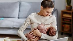 Hastalıktan korunuyor, sağlıkla büyüyorlar! Bebeğin bağışıklığını güçlendiren 4 öneri