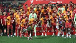 Galatasaray'ın şampiyonluk kutlamasından kareler