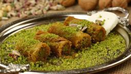 Sarma kadayıf usta işi olacak! Cevizi kavurmak yanlış, tereyağı köpüğünü sıyırın
