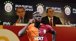 Galatasaray'dan taraftarı heyecanlandıran Osimhen açıklaması! 'Daha iyi teklif sunduk'