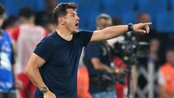 Antalyaspor'da Emre Belözoğlu'ndan transfer yasağı sitemi!