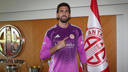 Julian Cuesta, Antalyaspor'a imza attı!