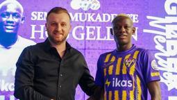 Eyüpspor, Gilbert Mendy'i transfer etti!