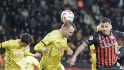 5 gollü maçı İstanbulspor kazandı