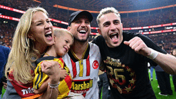 Mertens kararını değiştirdi! Geri dönüyor