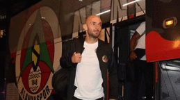 Alanyaspor'da Efecan Karaca 13 yılın ardından kulüpten ayrıldı