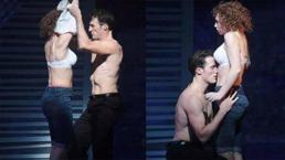 Sevişme sahnesi damga vurdu