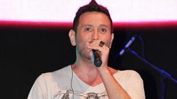 Son dakika: Metin Arolat'ın annesi hayatını kaybetti!