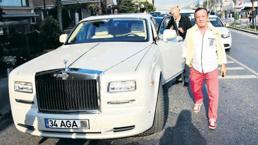 Ali Ağaoğlu'nun milyon euroluk aracı büyük hasar gördü!