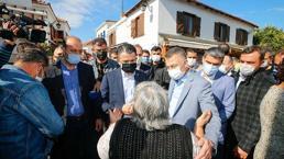 Cumhurbaşkanı Yardımcısı Fuat Oktay, Seferihisar'da açıklamalarda bulundu