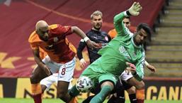 Son Dakika Haberleri | Galatasaray-Sivasspor karşılaşmasına damga vuran anlar! Marcao kırmızı kart ve penaltı...