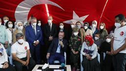 Cumhurbaşkanı Erdoğan'dan Diyarbakır annelerine ziyaret