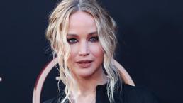 Jennifer Lawrence: Sadece izliyorum, çekmiyorum