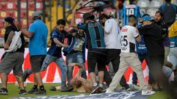 Meksika'da Queretaro-Atlas maçında büyük kavga! '17 ölü' 