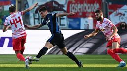 Leipzig yarı final biletini deplasmanda aldı! Atalanta'dan erken veda