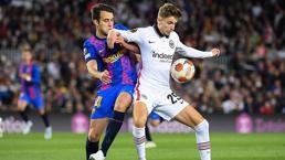 Eintracht Frankfurt, Barcelona'yı hezimete uğrattı! Yarı final biletini kaptı