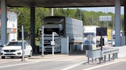 TEM Otoyolu İstanbul yönü kapandı! Esnafa 'yol' piyangosu