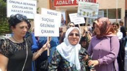 Şiddet uygulayan kocasını öldüren Fatma tahliye edildi, kayınvalidesi sevinçten ağladı
