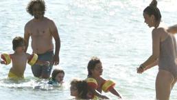 Fettah Can ailesiyle tatilde