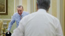 Erdoğan mevkidaşı Tokayev’le masa tenisi oynadı