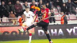 Galatasaray'da çare Yusuf ve Rashica