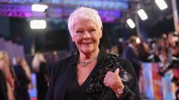 Judi Dench, Netflix'i The Crown dizisiyle sansasyon yaratmaya çalışmakla suçladı