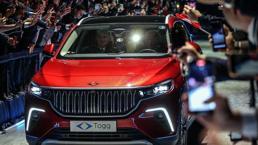 İlk yerli otomobil banttan indi! Cumhurbaşkanı Erdoğan Togg'un direksiyonunda