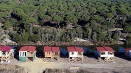 Kumköy'de çardak işgali sürüyor; eskiler yıkılmadı, villa gibi yenileri yapıldı