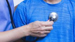 'Geçmeyen öksürüğe dikkat! Ciddi hastalıkların habercisi olabilir