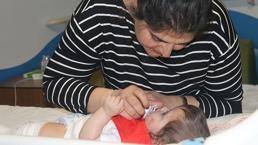 Kedinin miyavlaması sayesinde kurtarılan Birce bebek ailesine kavuştu