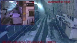 Malatya'da depremde binaların yıkılması kamerada