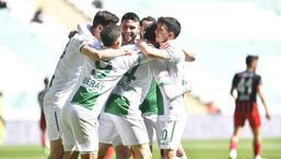 Bursaspor, Özer Hurmacı ile kendini buldu