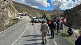 Munzur Çayı'na otomobil uçtu: 3 kayıp