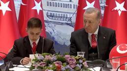 Çocuklardan oluşan Kabine Dolmabahçe'de! Erdoğan'ın koltuğuna oturup yapacaklarını açıkladı