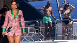 Ashley Graham'dan yıllar sonra itiraflar! '12 yaşımda kendi bedenimden utandırıldım'