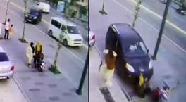 Van'da dehşet anları! Kadınlar bebek arabasıyla havaya savruldu