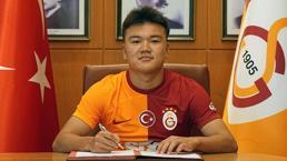 Galatasaray, Beknaz Almazbekov ile imzaladı!
