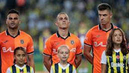 Fenerbahçe hızlı başladı! Başakşehir'in yıldızı erken değişikliğe tepki gösterdi