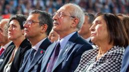 Kılıçdaroğlu değişime de yenildi! Selvi Hanım'dan Özgür Özel'e tepki