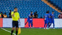 Al Hilal, Al Taawon'u 2-0'la geçti!